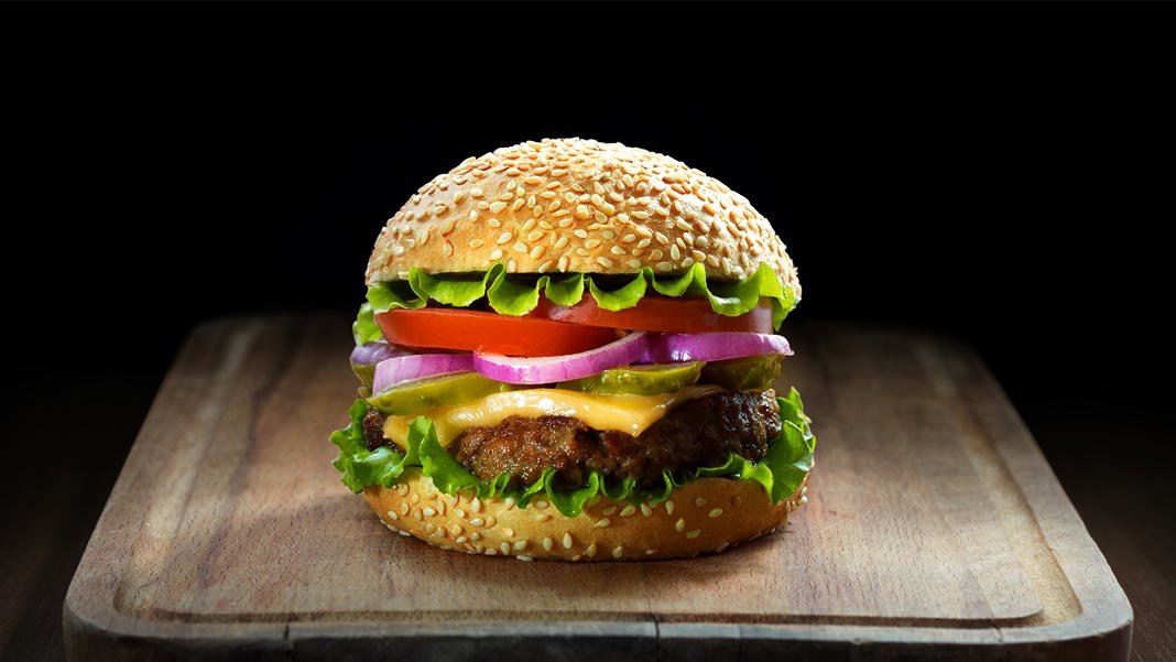 New Cultured Meat Factory Will Churn Out 5000 Bioreactor Burgers a Day
