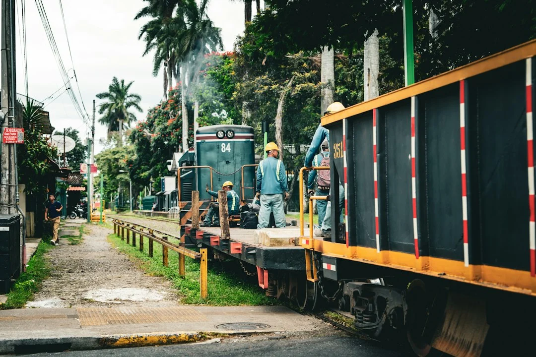 Can diesel‑EV kits cut freight emissions now?