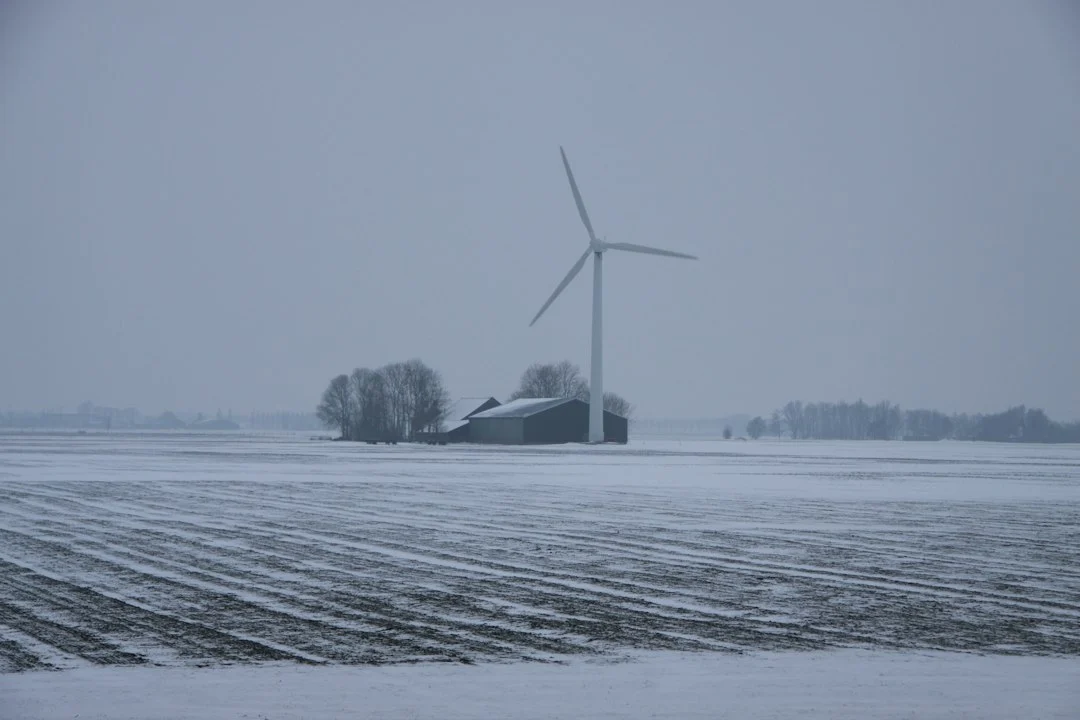 Pressurized wind‑farm tests boost turbine output