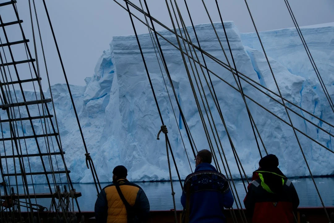 Satellite data shows Antarctica ice cliffs defy collapse